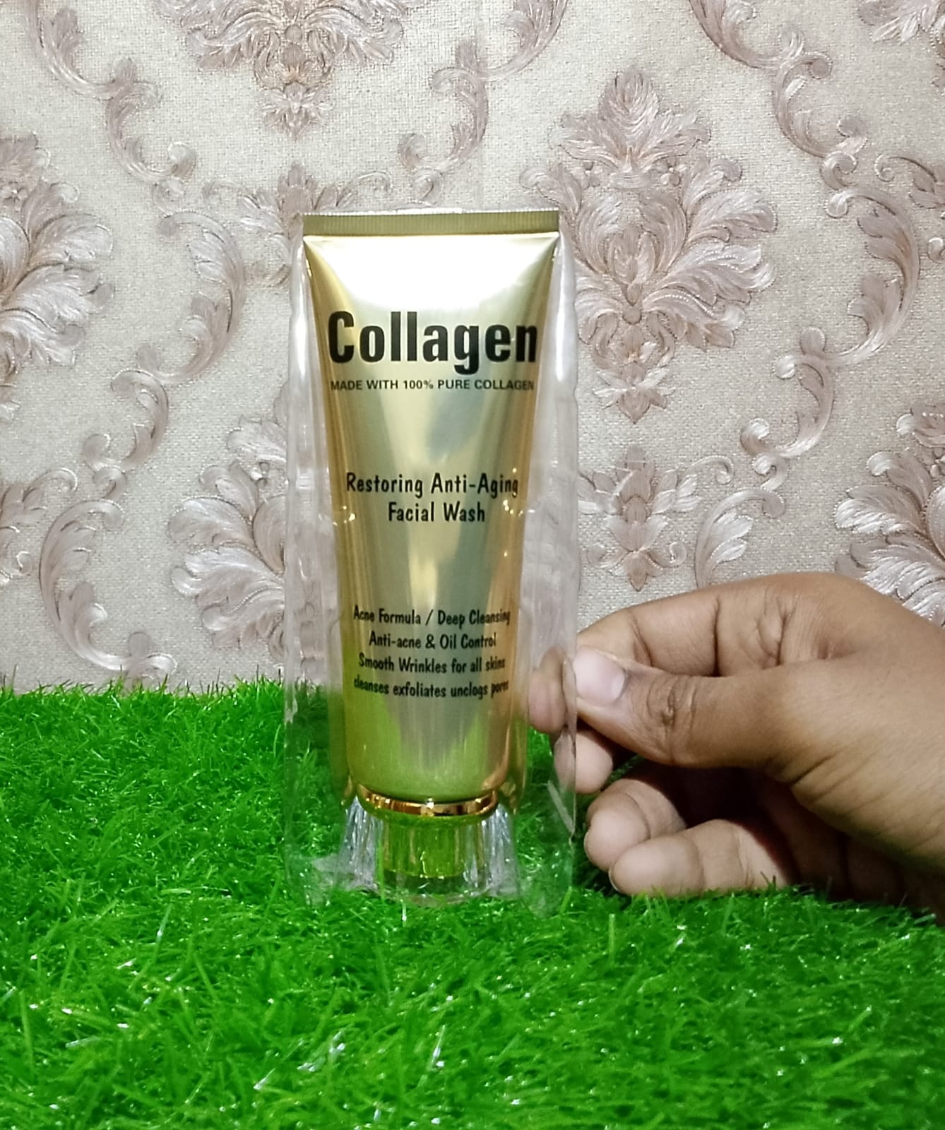 100% Collagen Anti-Ag-ing And Anti-Acne Facial Wash 120ml in pakistan