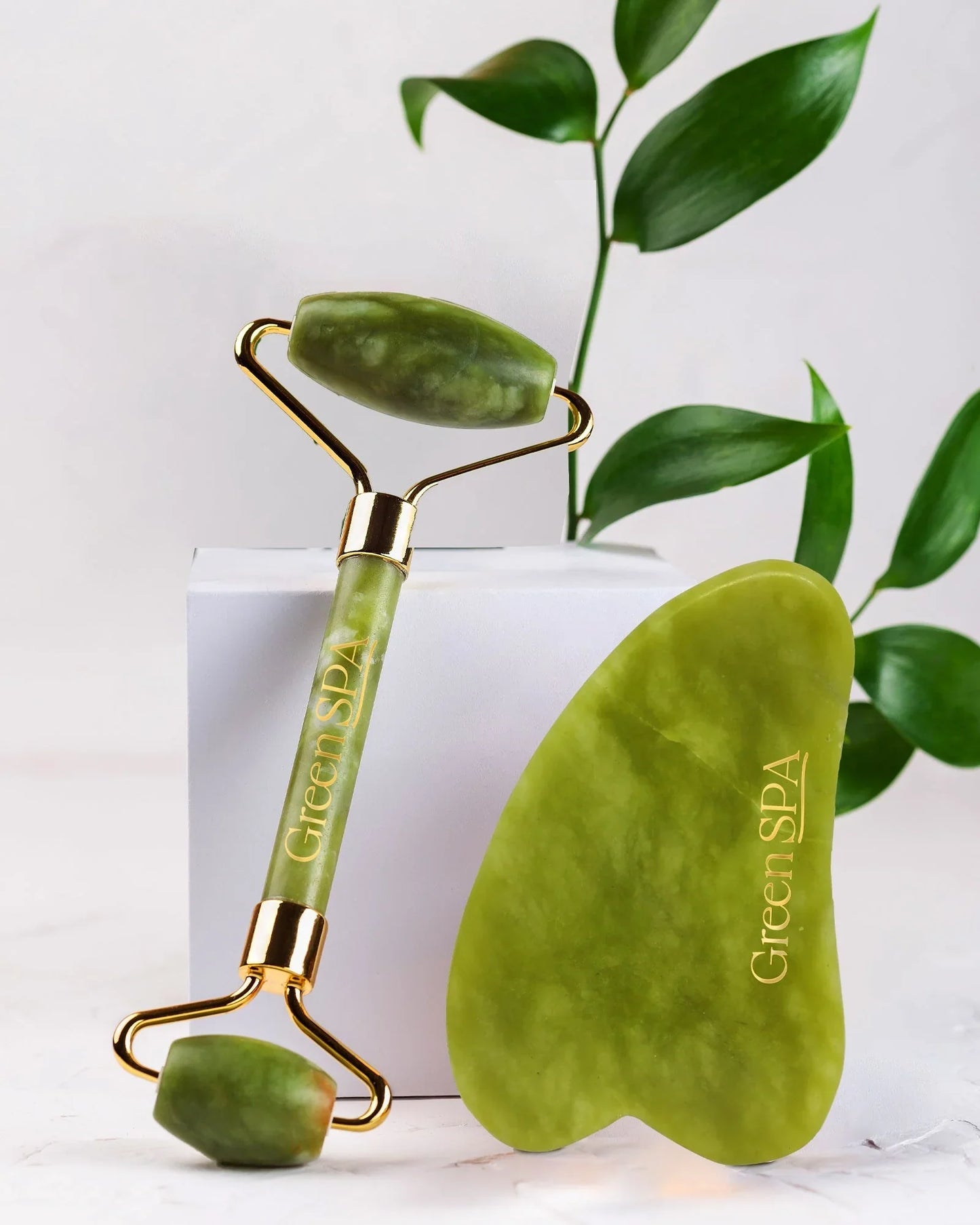 jade Roller with guash stone(Green)