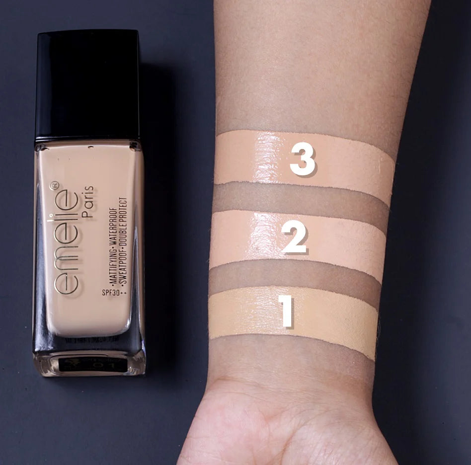 Emelie 24hour matte foundation