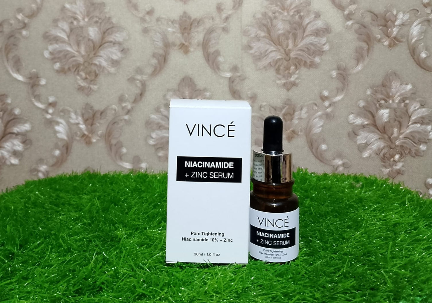 Vince Niacinamide + Zinc Serum (Tighten and Refine large open Pores) - 30ml